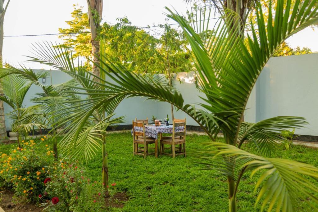 Blue Elephant Villas Αρούσα Εξωτερικό φωτογραφία