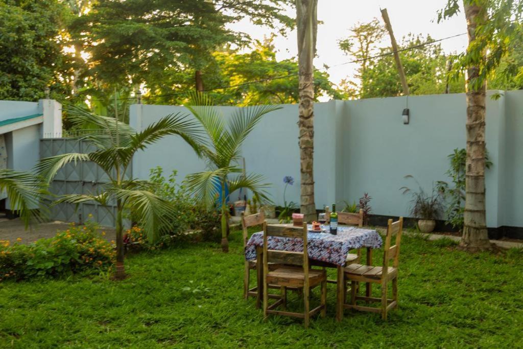 Blue Elephant Villas Αρούσα Εξωτερικό φωτογραφία